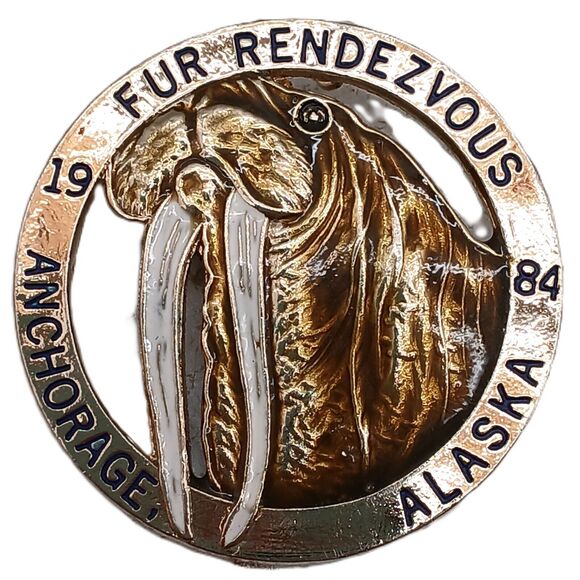 Lot of 5 Vintage Fur Rendezvous Anchorage Alaska 1980's Enamel Pin Brooch - Picture 9 of 14